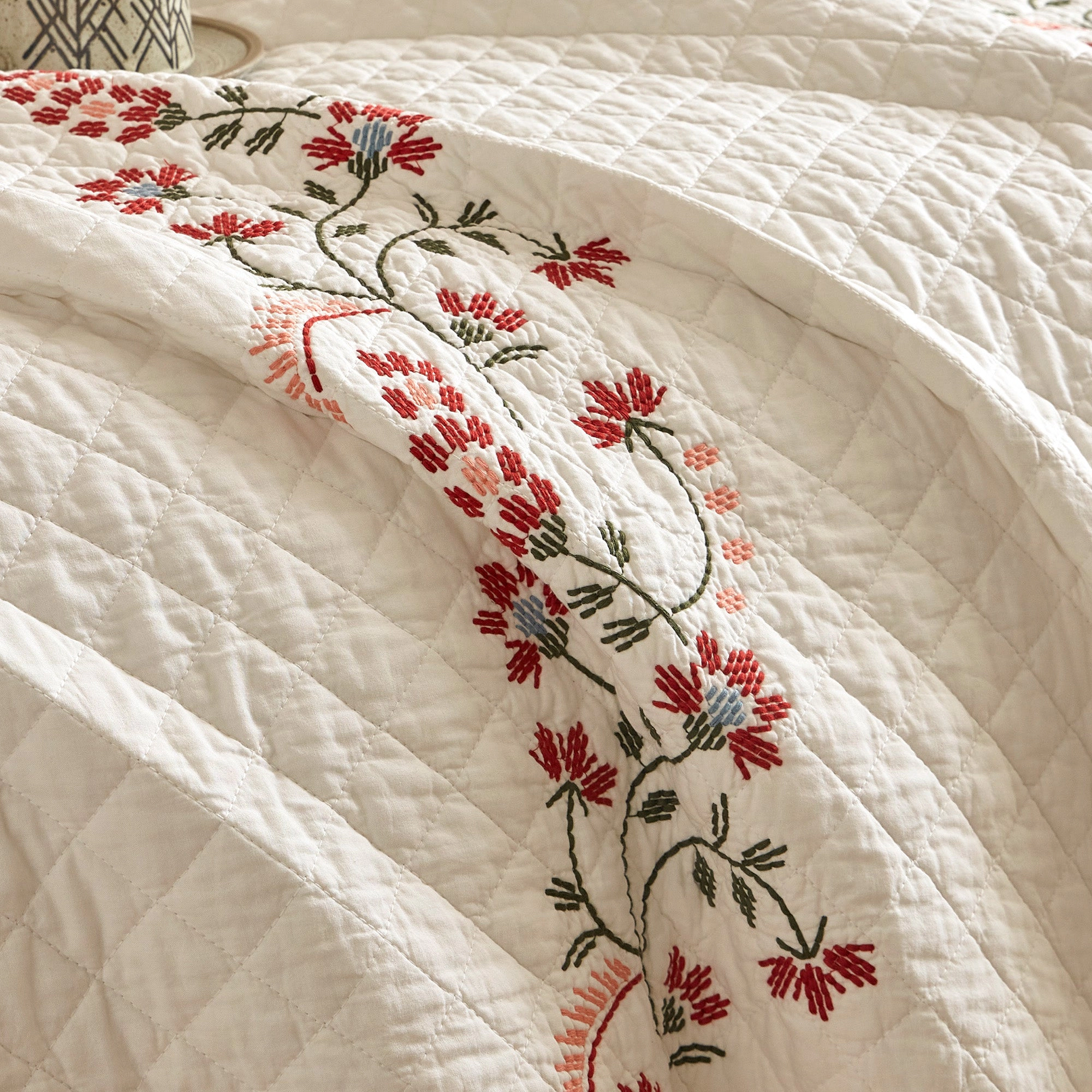 MarCielo 3 Piece 100% Cotton Embroidered Quilt Set – Farmhouse Bedspread Set