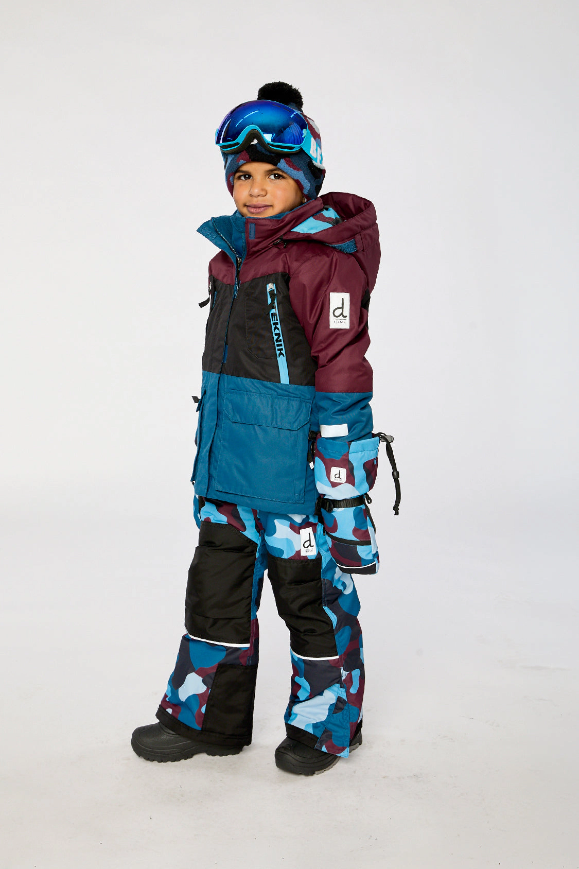 Deux par Boys Two Piece Teknik Camouflage Print Snowsuit with Hooded Jacket and Snow Pants