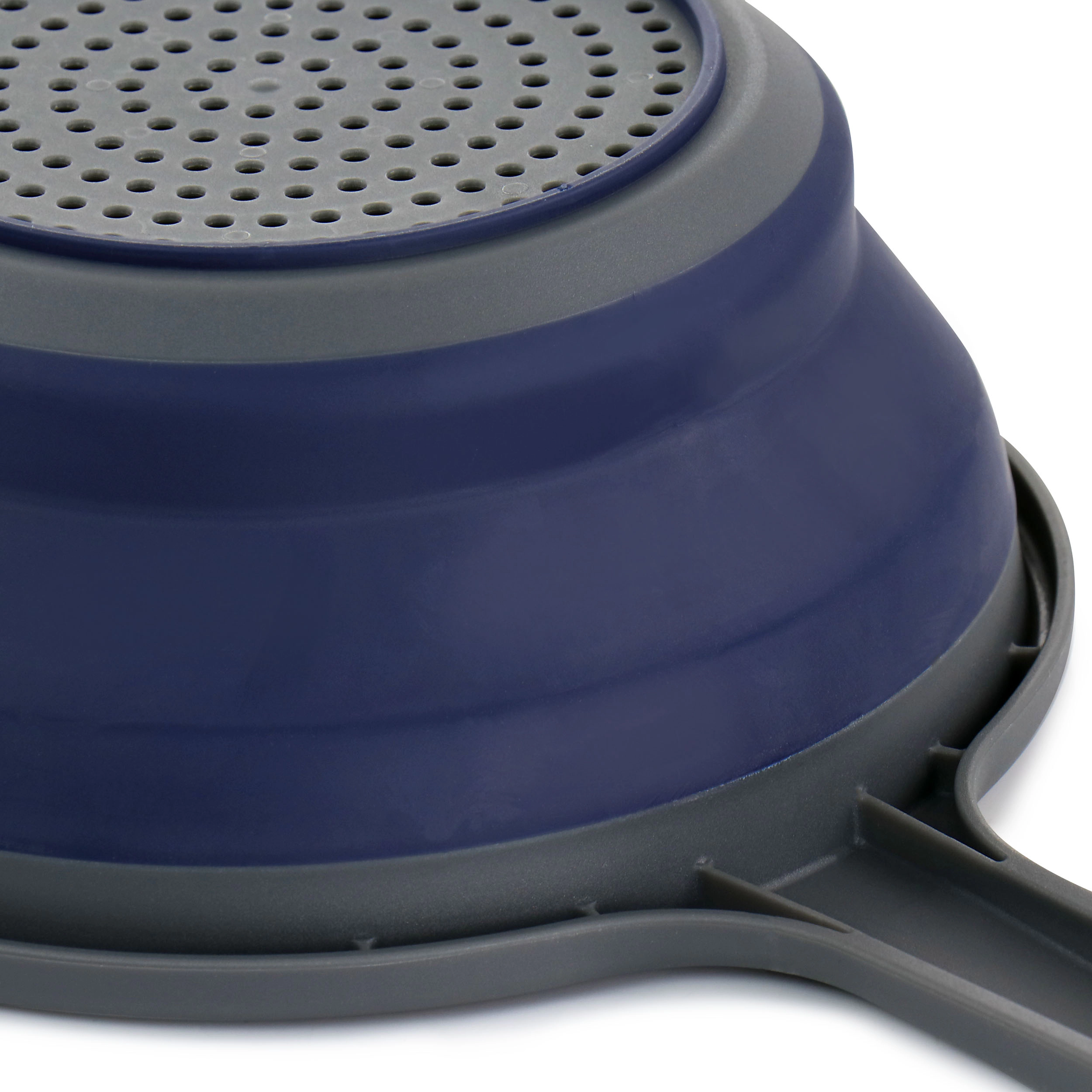 Oster Bluemarine Collapsible Polypropylene Colander with Handle in Navy