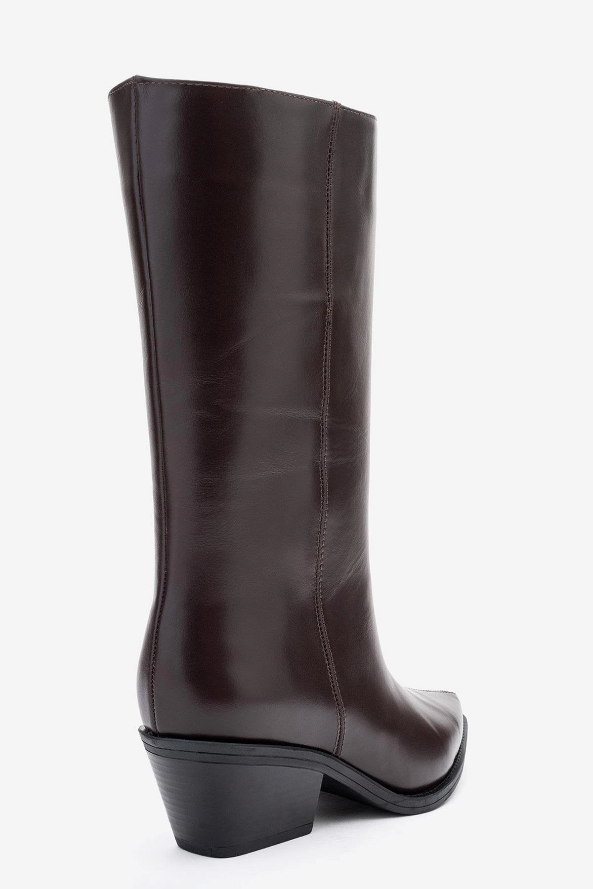 Forever & Always Womens Juana Leather Pointed Toe Boot
