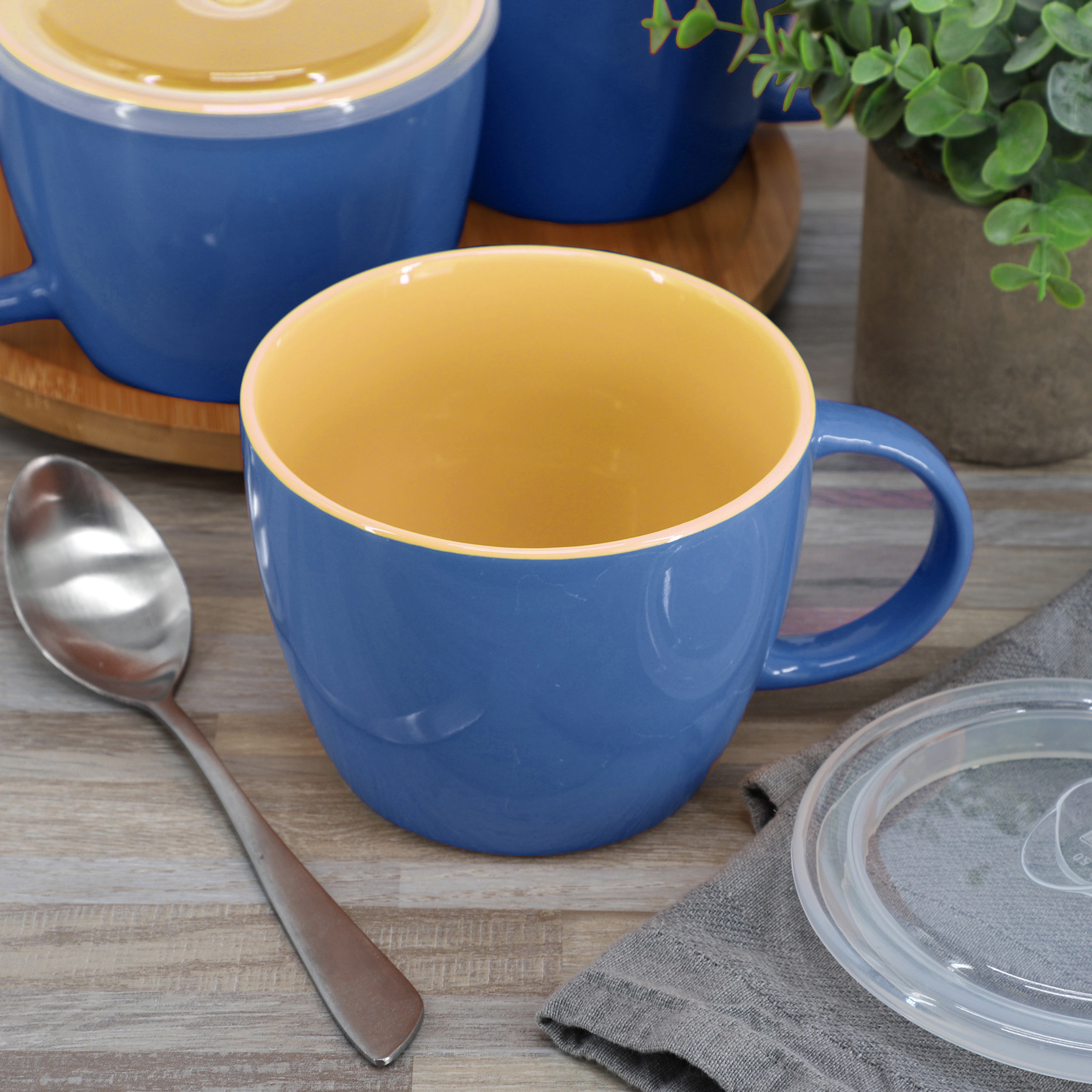 Gibson Home On The Go 4 Piece 25 Ounce Stoneware Soup Cup Set with Lid Blue