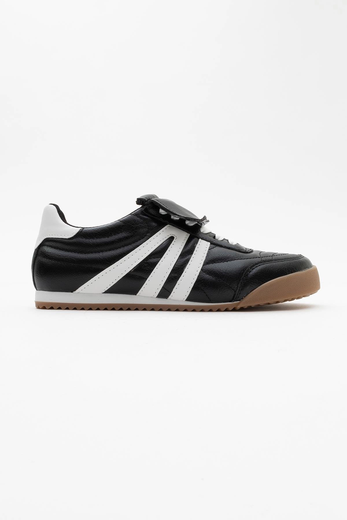 Prologue Shoes Womens Bria Sneakers
