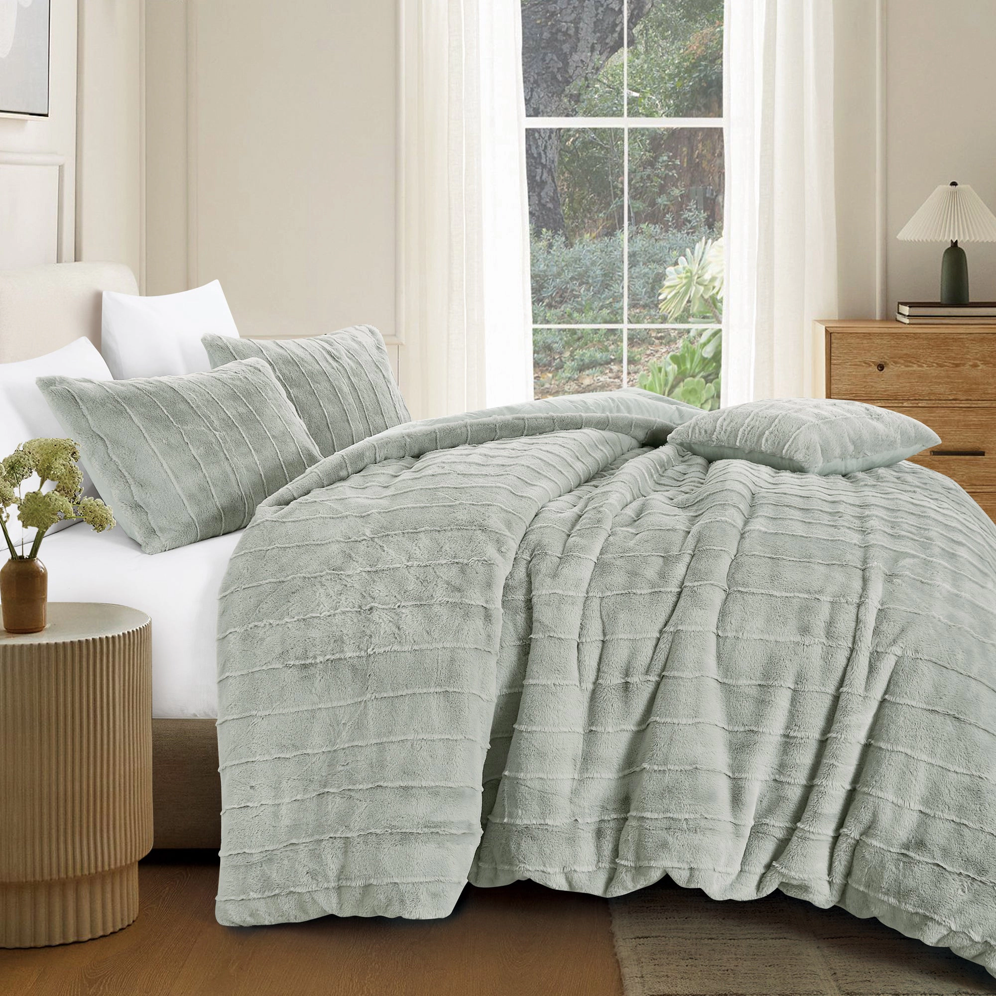 MarCielo 4 Pieces Textured Stripe Faux Fur Comforter Set with Velvet Backing