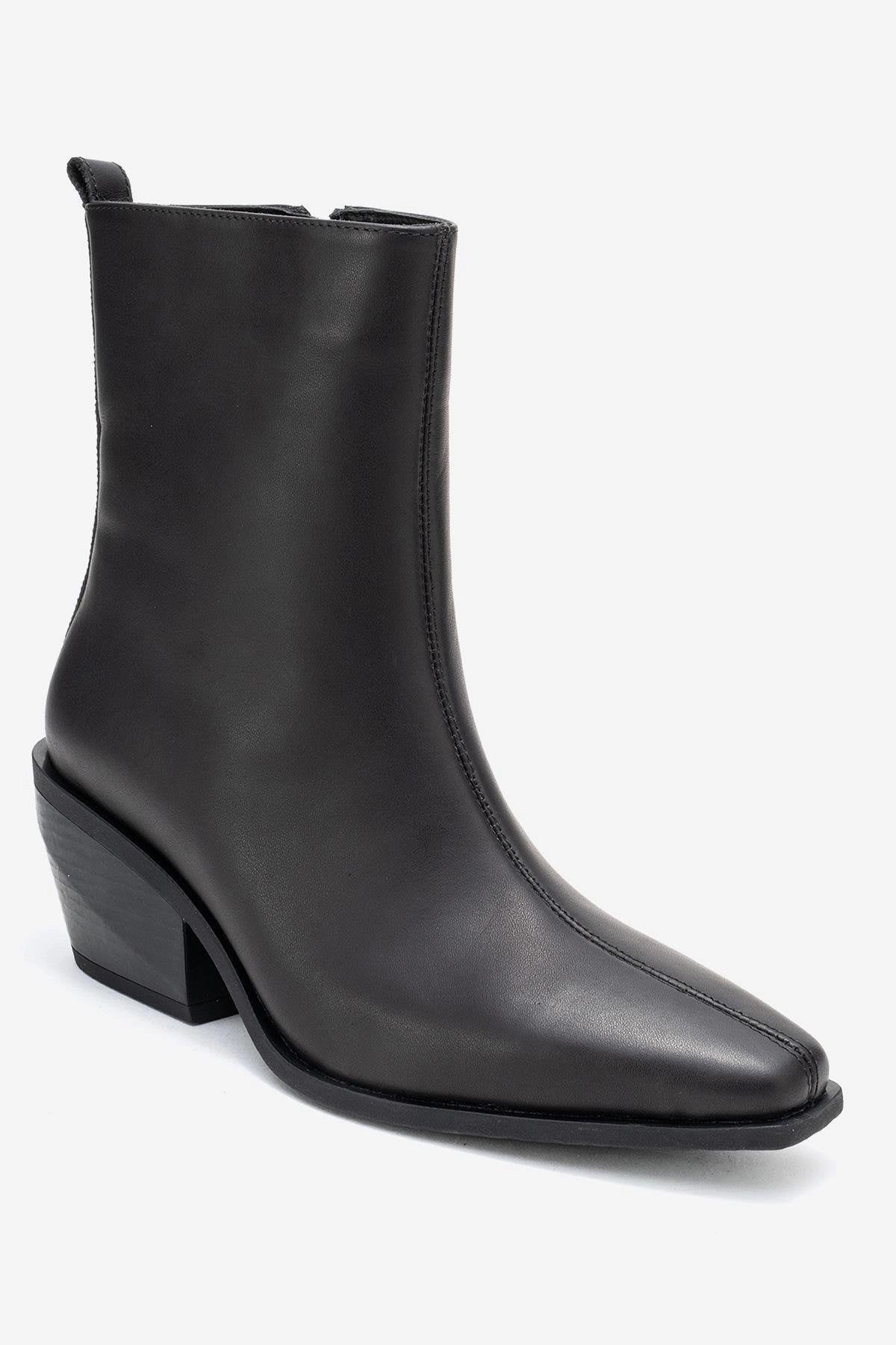 Forever & Always Womens Lexia Leather Western Boots