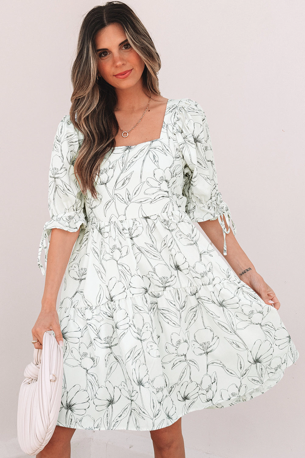 Threaded Pear Women's Ariya Floral Shirred Back Puff Sleeve Dress