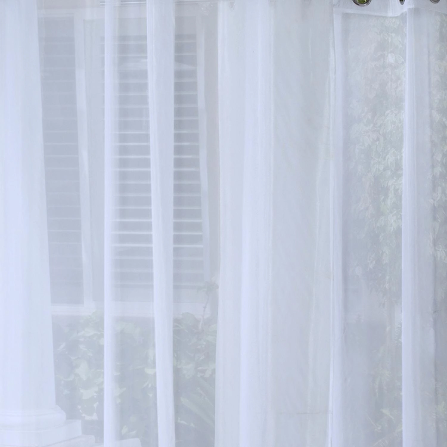 Commonwealth NO SEEM Curtain Grommet Top Panel 8 Matt Silver Grommets - 50x84" - White