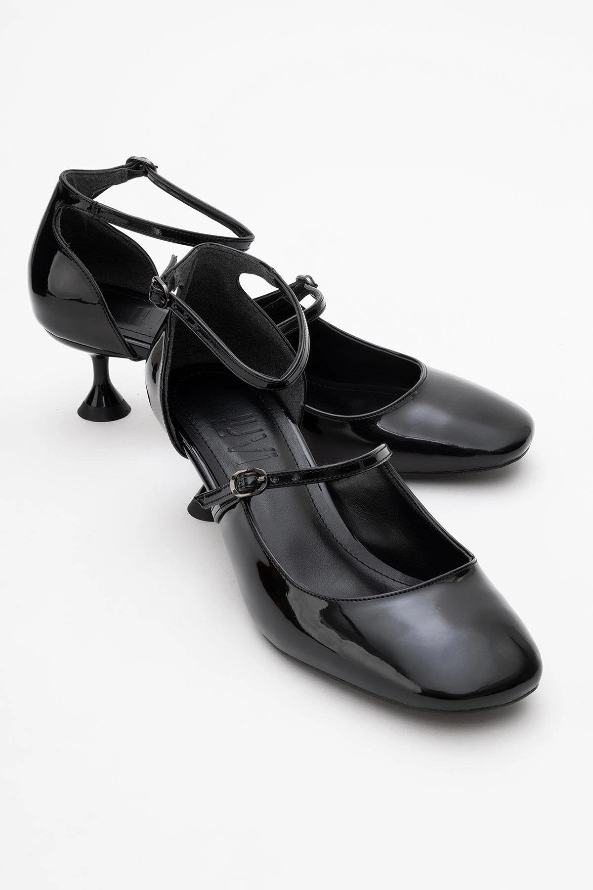 Prologue Shoes Womens Emly Square Toe Slingback Pump