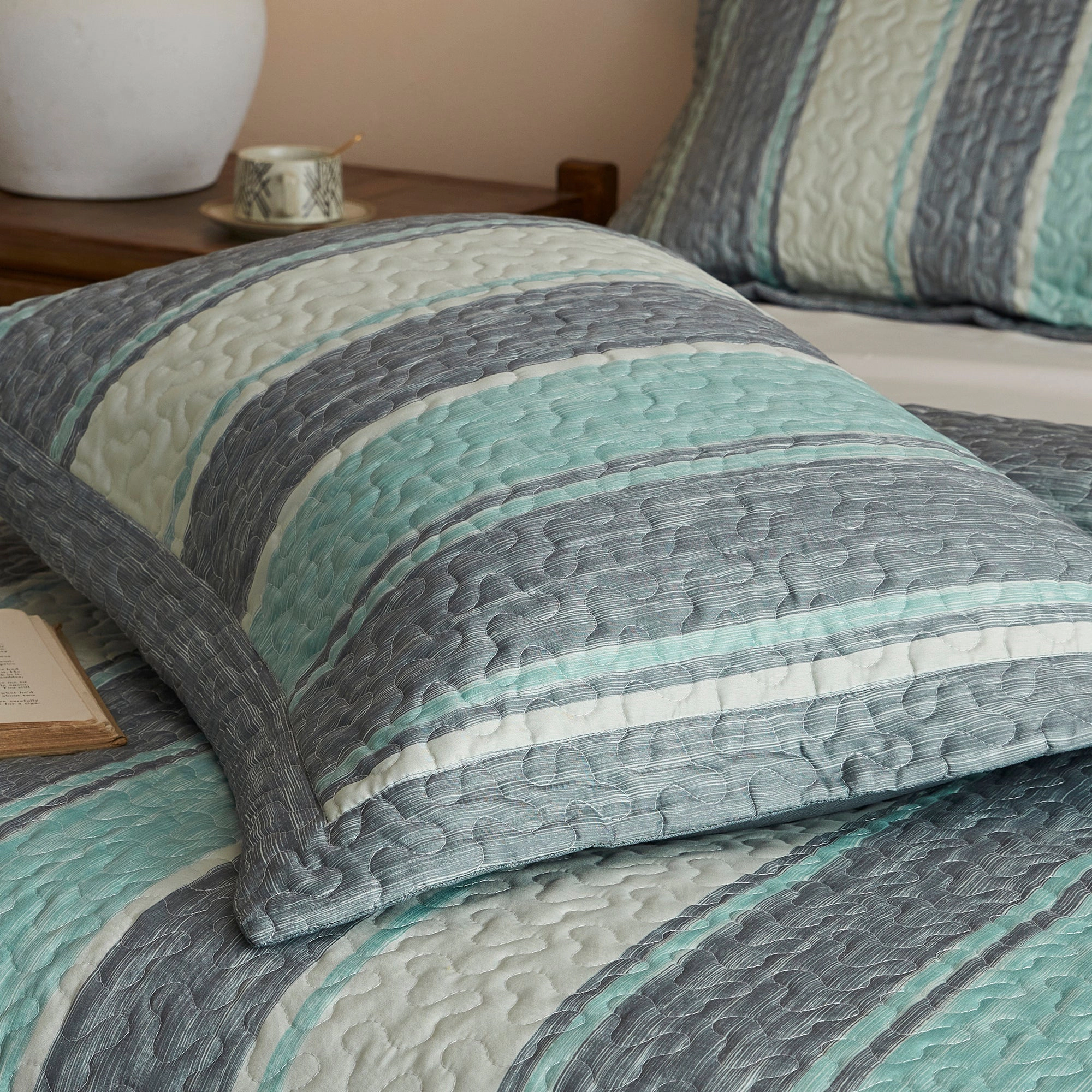 MarCielo 3 Pieces Modern Striped Quilt Bedspread Set,Lightweight Coverlet