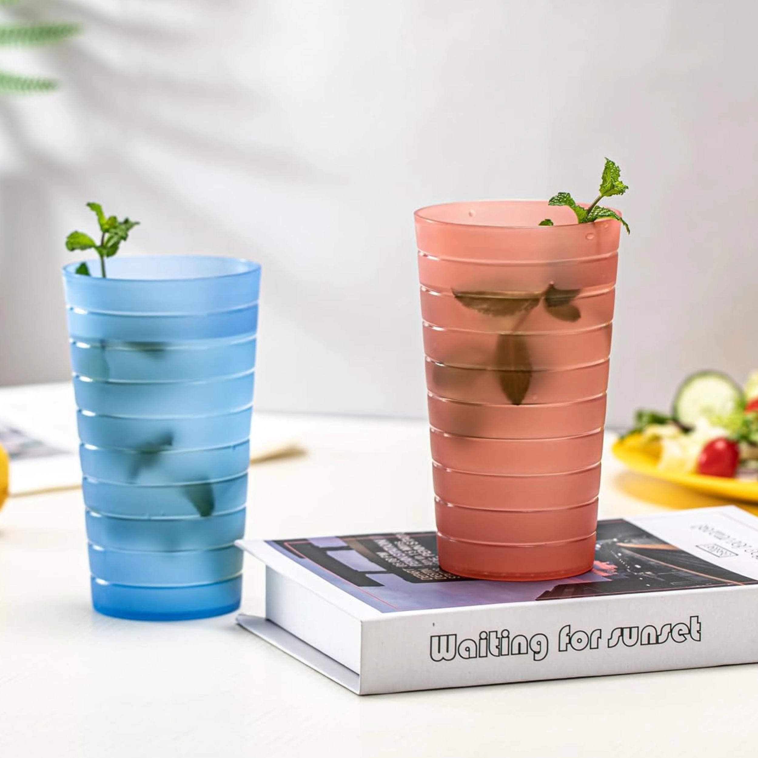 Stock Preferred Pack of 12 Unbreakable Plastic Drinking Tumblers and Party Cups 22 Oz
